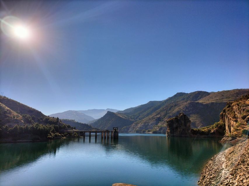 Granada: Sierra Nevada Guided Day Trip - Getting to the Mountains: Granada Pickup and Small-Group Flow
