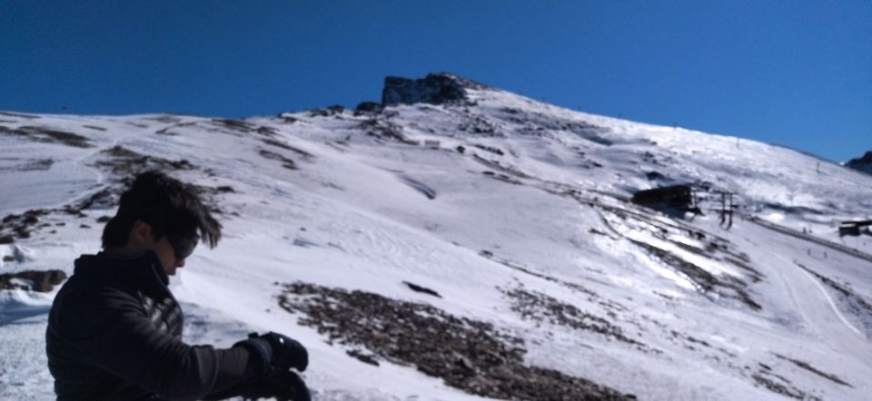 Granada: Sierra Nevada Veleta Peak Trek with Lunch - Reaching 3,396 meters: the Veleta summit picnic break