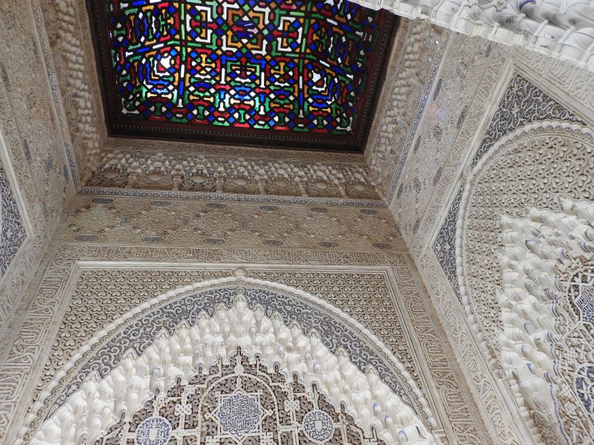 Granada: Sunset Legends of the Alhambra Guided Tour - Palace of Charles V: The Renaissance Chapter You’ll Actually Remember