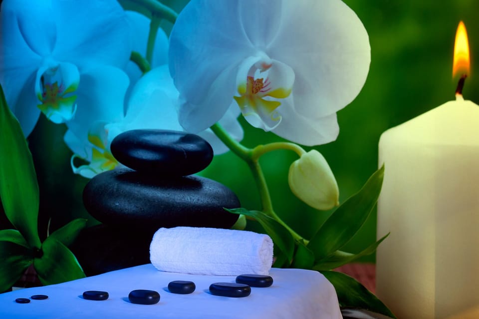 Granada: Thermal Spa Circuit with Optional Massage - The Heat Rooms: Finnish Sauna vs Steam/Turkish Bath