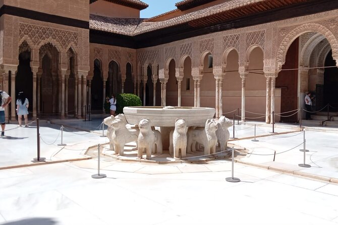 Granada, Visit Alhambra with Nasrid palaces, gardens and Alcazaba - Price and what you truly get for $65.22