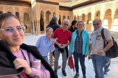 Guided tour of La Alhambra with tickets included - Your 10:00 am meeting point: where to be and how to avoid stress
