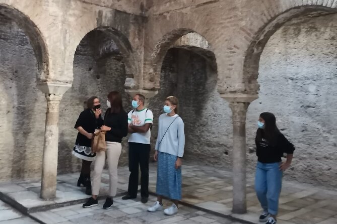 Guided tour The Nasrid Life - Architecture as a language: learning to read Granada’s Arab past