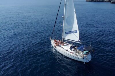 La Herradura: Sailboat with a view of dolphins-Shared - Dolphin Watching: Your Best Chance, No Guarantees