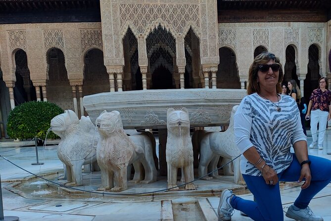 Legends of the Alhambra Tour with Tickets Included - Mexuar room: where the symbols set the tone