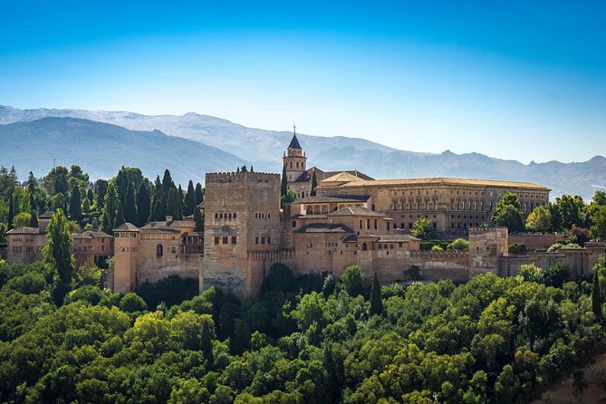 One-Way Private Transfer From/To Granada Airport - Door-to-Door Pickup at Federico García Lorca Granada Airport