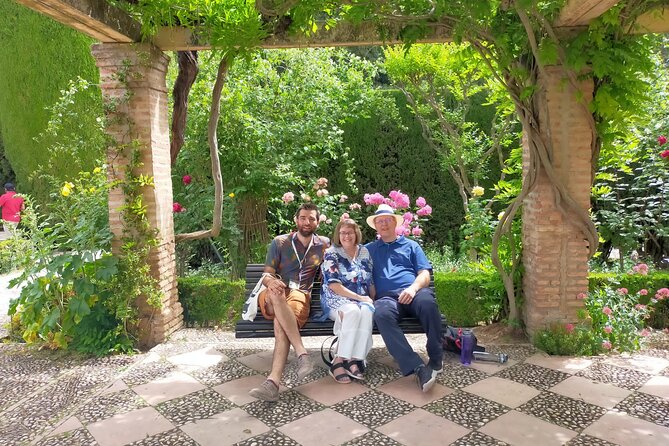 Private Guided Tour to Alhambra with Tickets to City Monuments - Should you book this tour?
