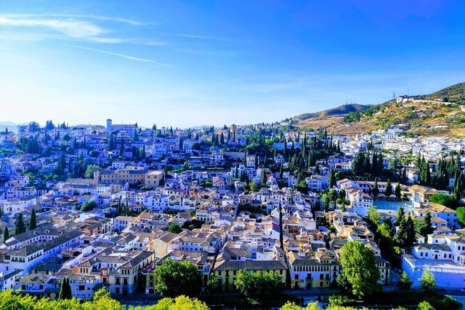 Private tour: 4 cultures, Granada in depth - Sacromonte and the cave visit: flamenco roots you can actually picture