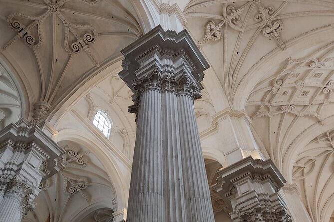 Private Tour: Historic Center of Granada - Meeting point and how to make the most of the 2 hours