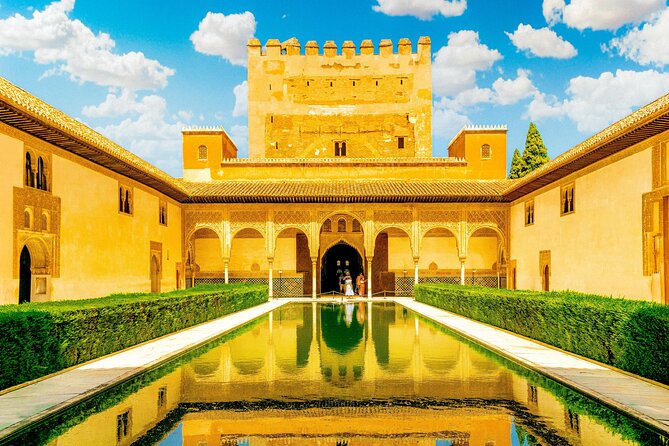 Skip-the-line Alhambra and Nasrid Palace Tour in Granada - Stop 4: Generalife Gardens—quiet beauty and the Patio de la Acequia