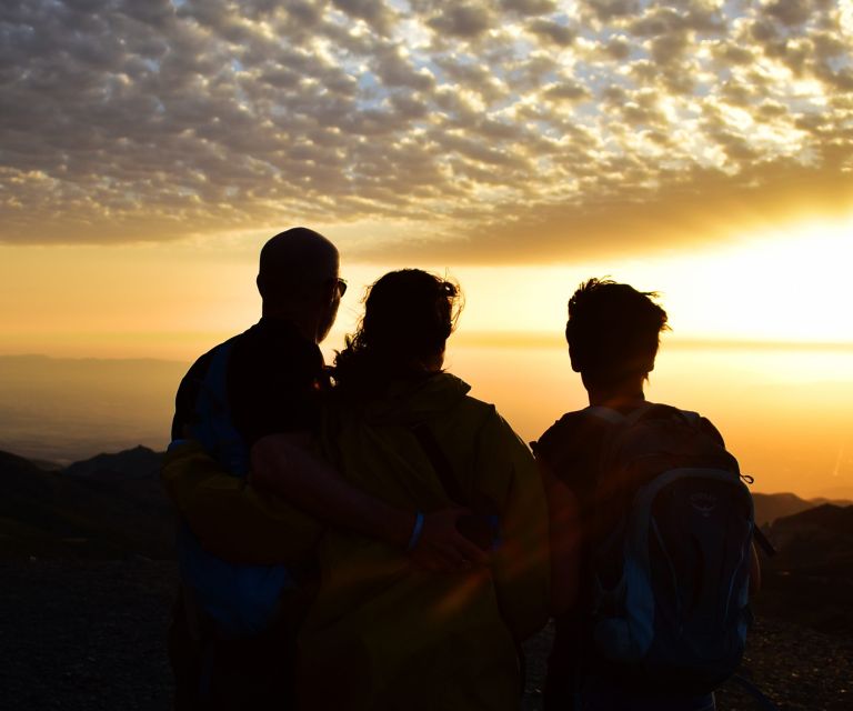Sunset in Sierra Nevada at 2,500m altitude - Wildlife odds at sunset: what you might see when conditions cooperate
