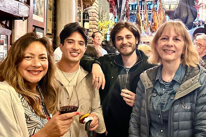 Tapas&Tours with Leo - Tasting Culture and History - A small-group tapas crawl with Leo in Granada