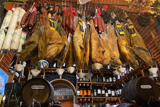 Tapas&Tours with Leo - Tasting Culture and History - At least 3 bars and taverns: how the tastings work in real life