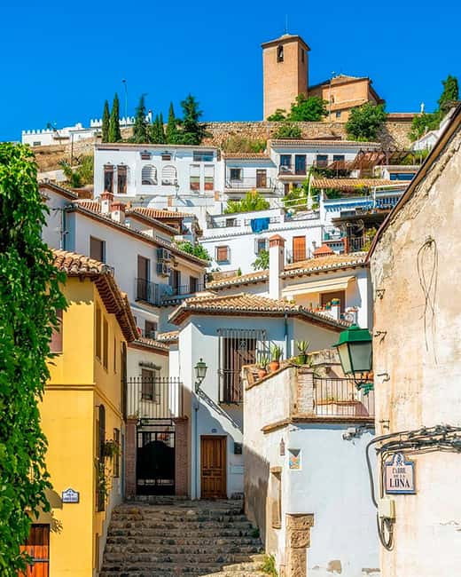 Tour Granada from its Origin; Albaicín - Plaza de San Nicolás: the viewpoint that teaches you how to look