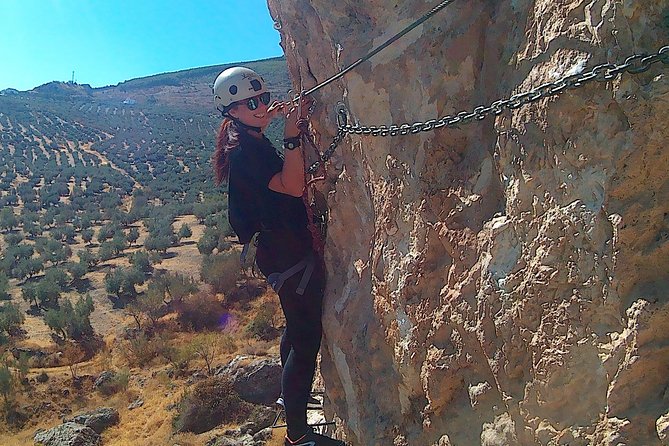 Vía Ferrata in Granada - Moclín - Granada to Moclín: the easy way to reach the cliffs